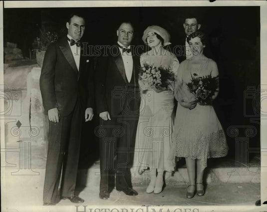 1930 Press Photo Lt DW Tommy Tomlinson weds Virginia Sullivan Col Art Goebel & M - Historic Images