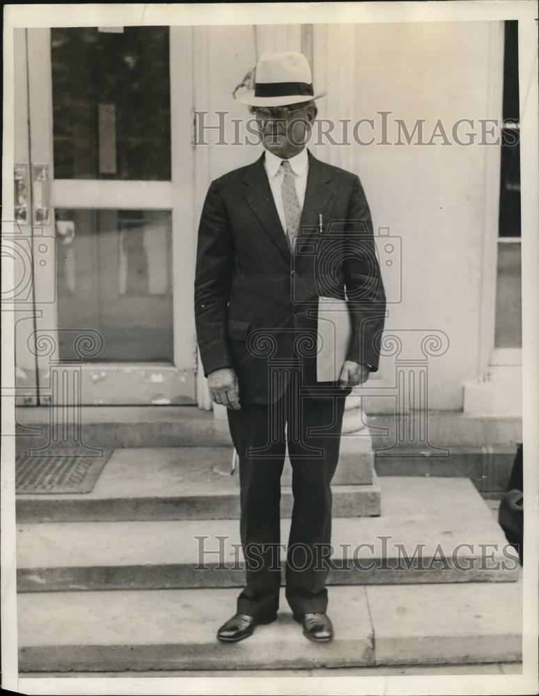 1933 Press Photo Admiral W.H. Standley Chief of U.S leaves Whitehouse - Historic Images