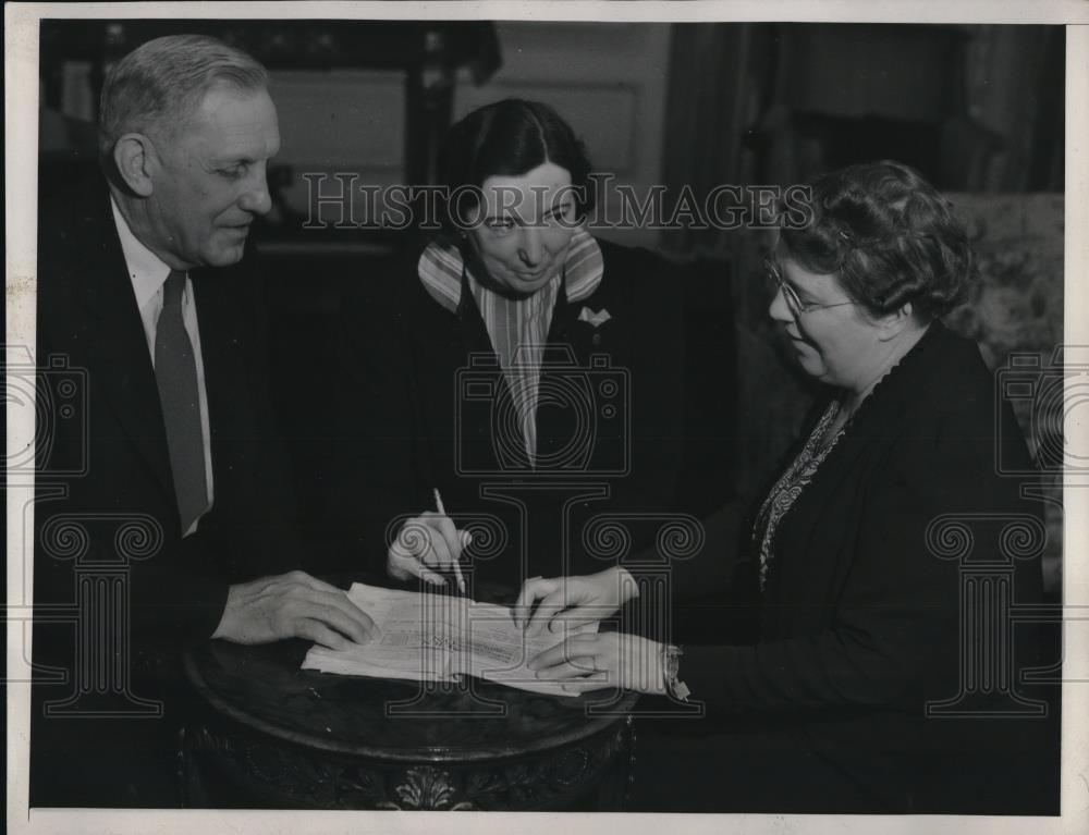 1939 Press Photo New members of National Education Association were selected - Historic Images