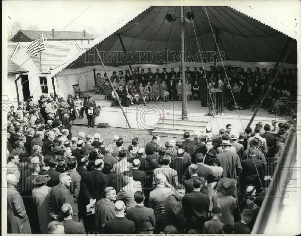 1938 Press Photo W.G. Cameron speaking at a program dedicating the Wright Home - Historic Images