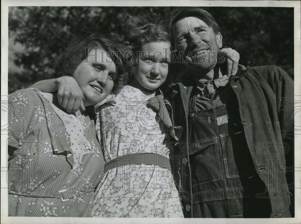 1937 Press Photo Family picture of Mr. and Mrs. Ben Williams and Mary Lee - Historic Images