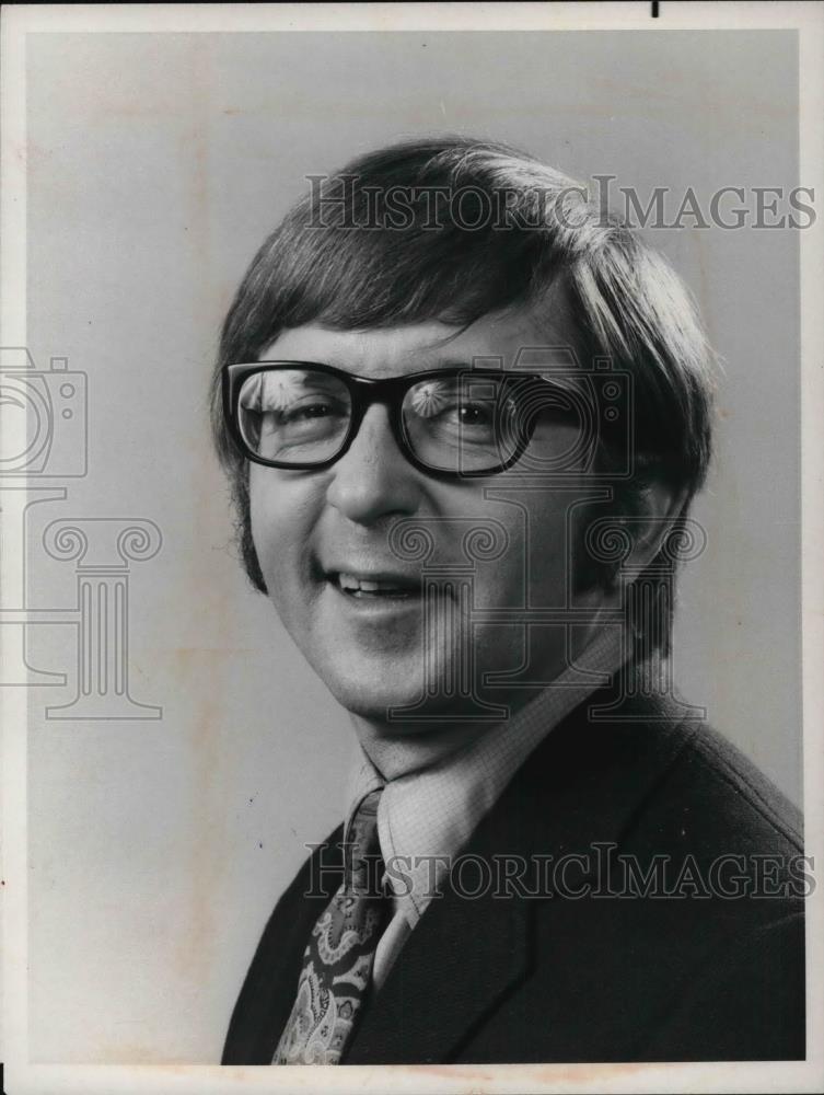 1970 Press Photo Arte Johnson in The Des O&#39;Connor Show - cvp25524 - Historic Images