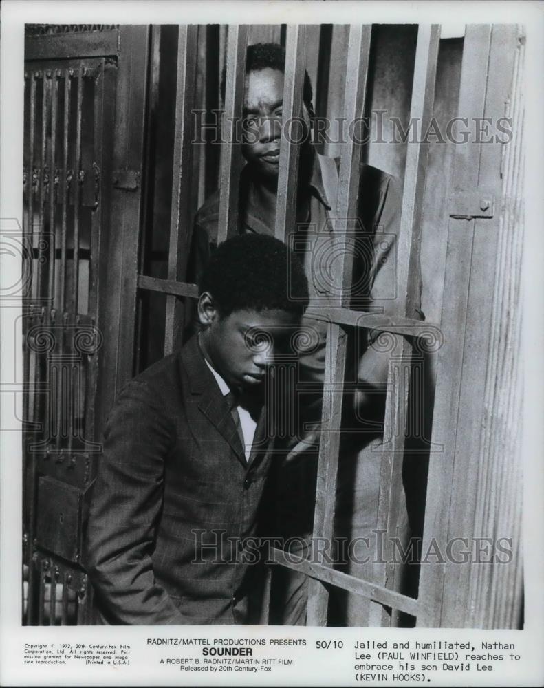 1976 Press Photo Paul Winfield, Kevin Hooks, in Sounder - cvp22091 - Historic Images