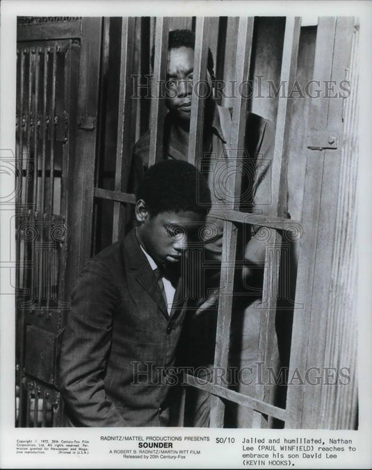 1976 Press Photo Paul Winfield, Kevin Hooks, in Sounder - cvp22091 - Historic Images