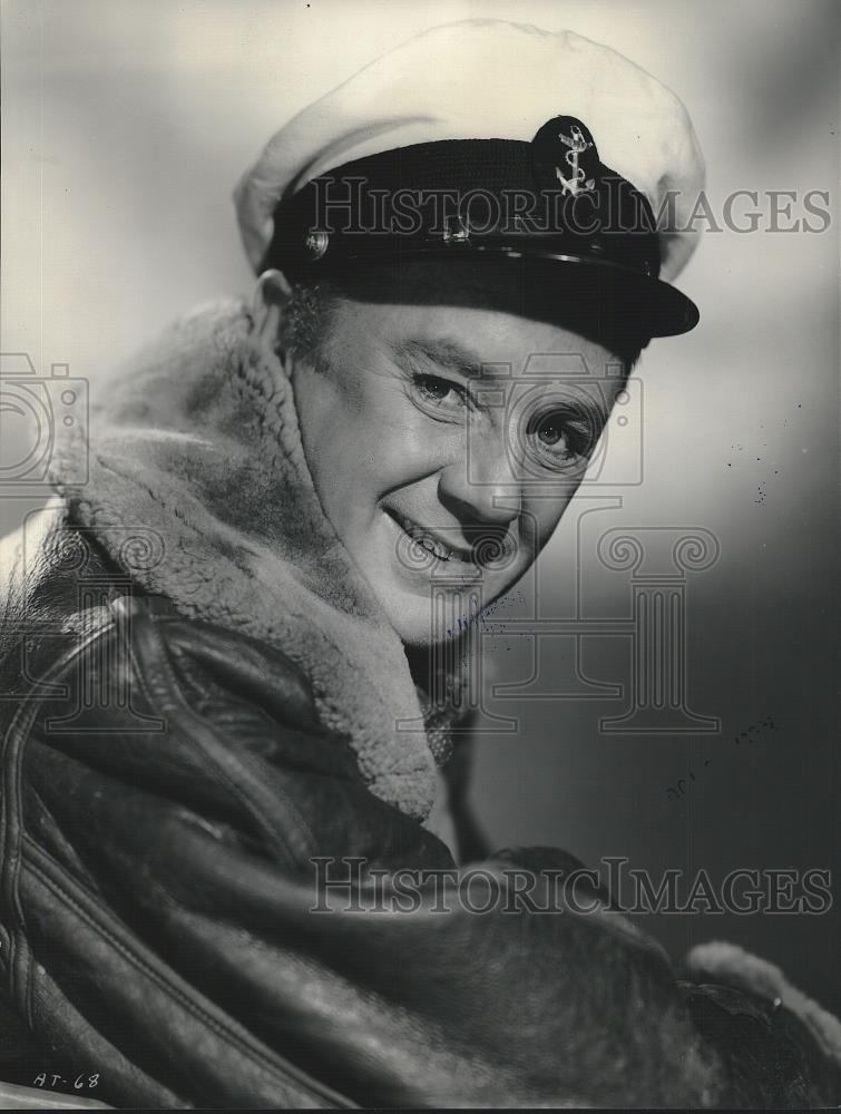 1957 Press Photo Van Johnson - 43 - cvp26757 - Historic Images