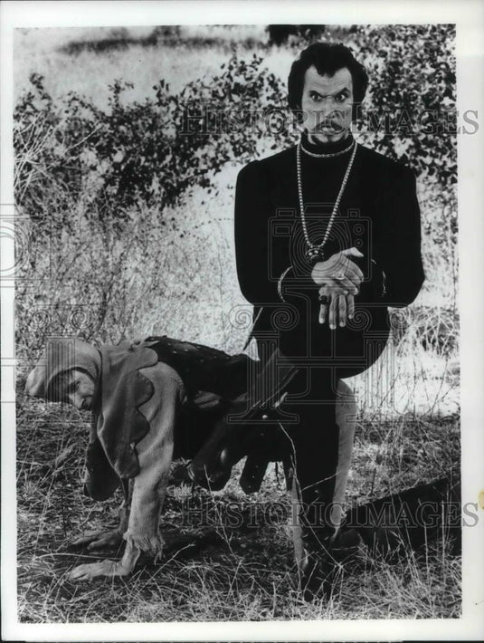 1975 Press Photo Henry Polic II Sheriff of Nottingham on When Things Were Rotten - Historic Images