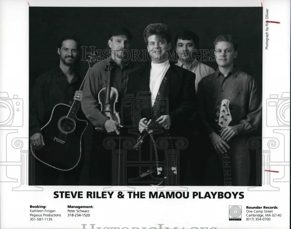 1995 Press Photo Steve Riley & The Mamou Playboys - cvp24601 - Historic Images