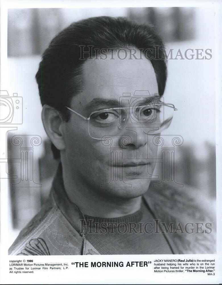 1987 Press Photo Raul Julia In The Morning After - cvp26656 - Historic Images