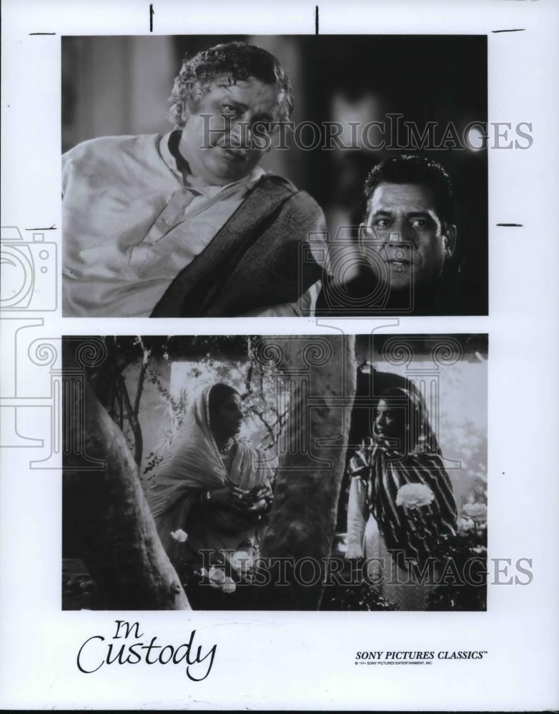 1994 Press Photo Shashi Kapoor in In Custody - cvp25348 - Historic Images