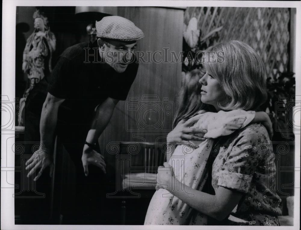 1967 Press Photo Gene Kelly in A Guide for the Married Man - cvp26820 - Historic Images