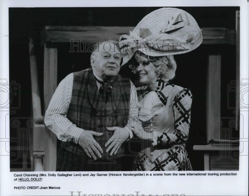 1995 Press Photo Carol Channing Jay Garner In Hello Dolly - cvp24650 - Historic Images