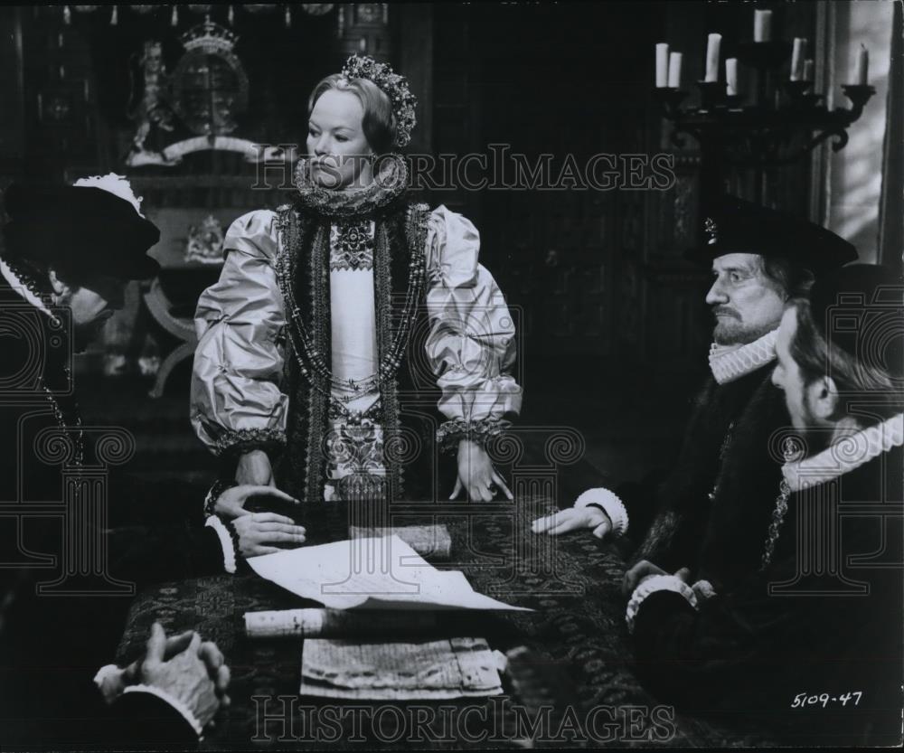 1973 Press Photo Glenda Jackson & Richard Warner in Mary Queen of Scots - Historic Images