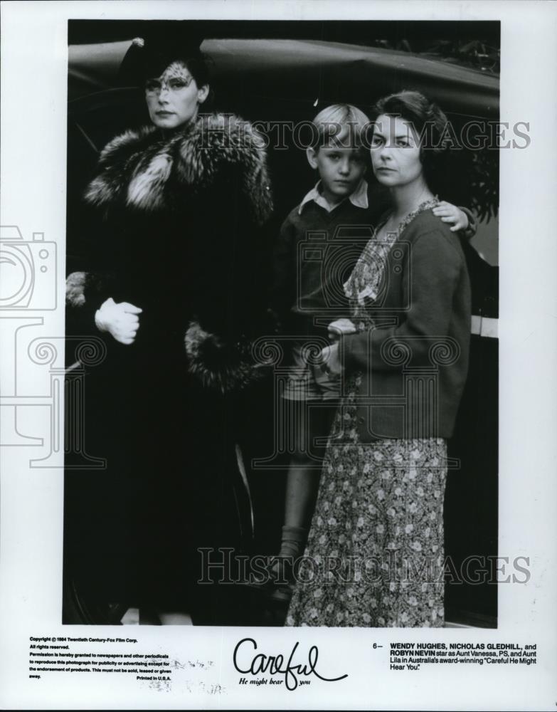 1994 Press Photo Wendy Hughes in Careful He Might Hear You - cvp27863 - Historic Images