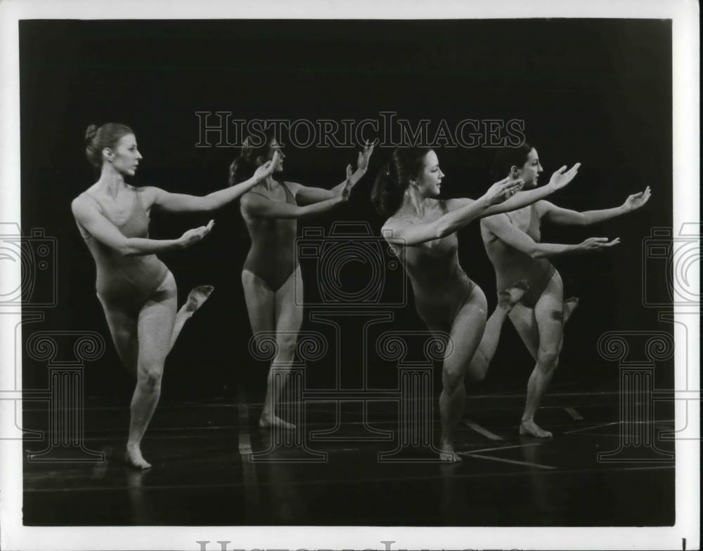1978 Press Photo Dance theater of Kathryn Karipides and Henry Kurth in 4 by 4 - Historic Images