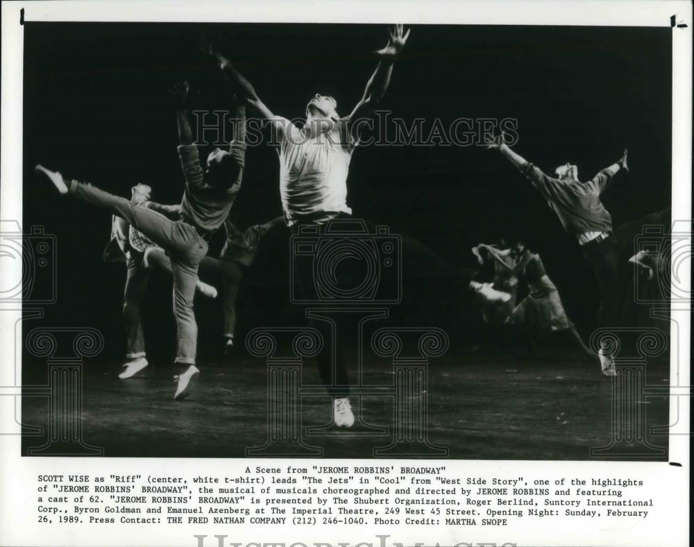 1989 Press Photo Scott Wise stars in Jerome Robbins&#39; Broadway - cvp24581 - Historic Images