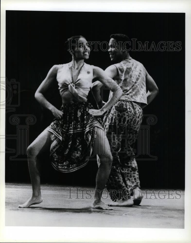 1983 Press Photo Vanita Harbour and Darius De Haas in &quot;Once On This Island&quot; - Historic Images