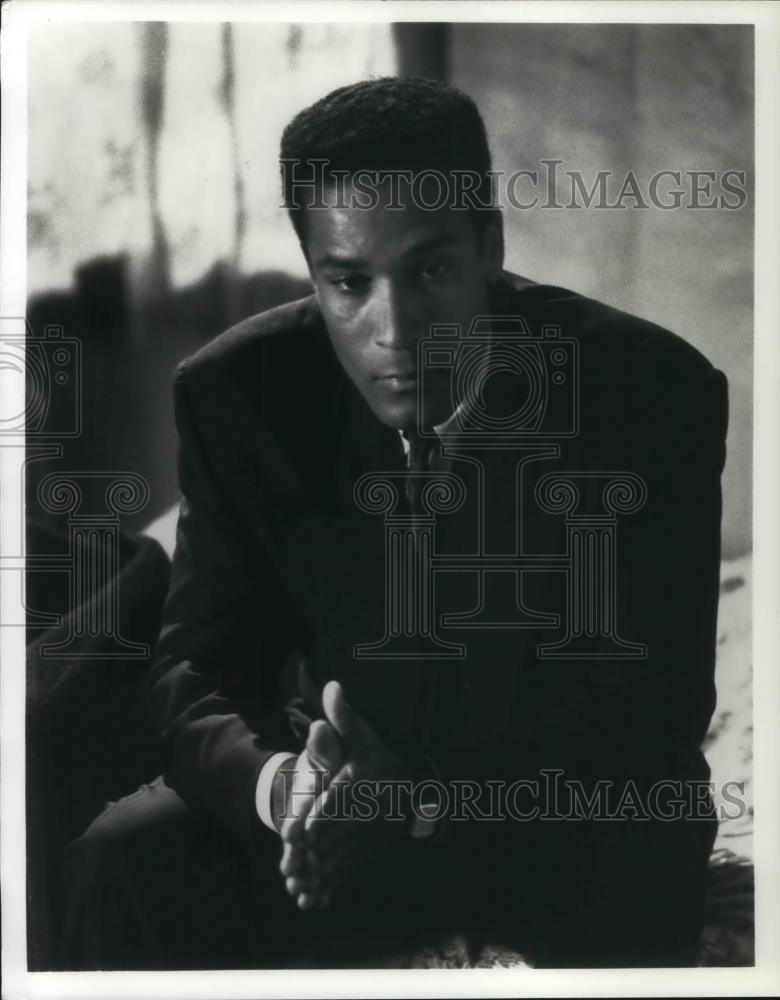 1991 Press Photo Phil Morris in Bleeds, It Leads - cvp21523 - Historic Images