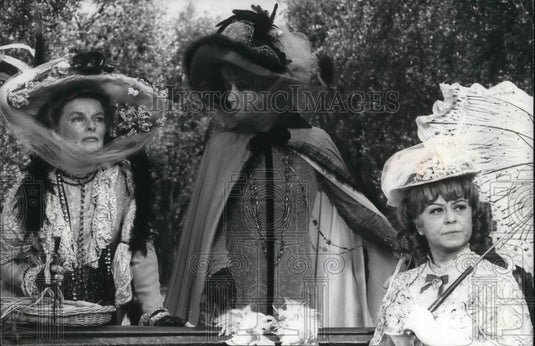 1969 Press Photo Katharine Hepburn in The Madwoman of Chaillot - cvp22185 - Historic Images
