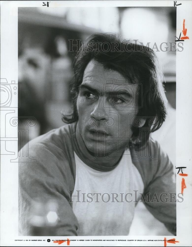 1981 Press Photo Tommy Lee Jones stars in Back Roads - cvp27338 - Historic Images