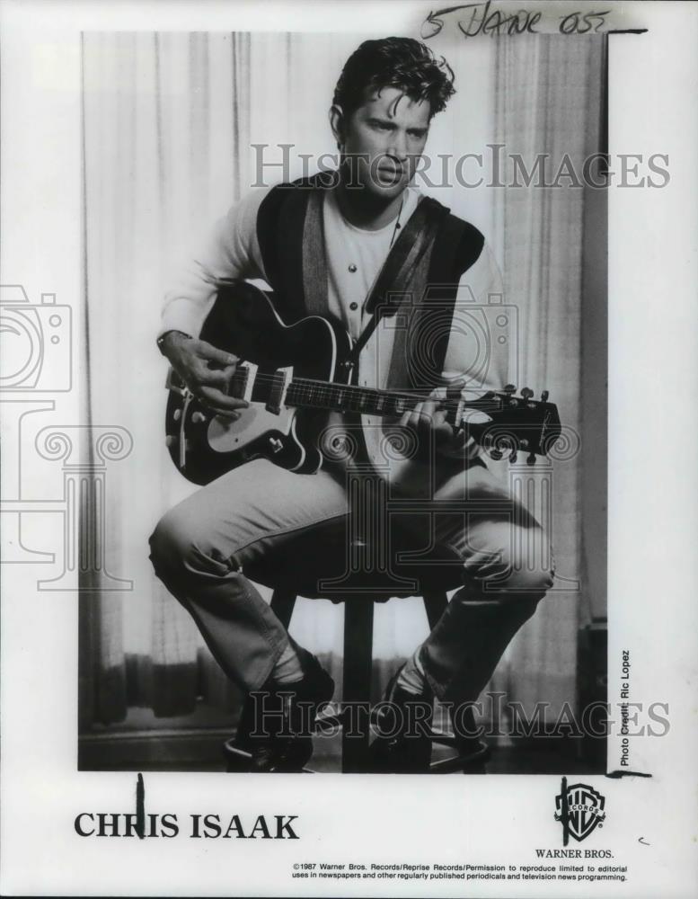 1991 Press Photo Chris Isaak American Rock Singer Songwriter and Musician - Historic Images