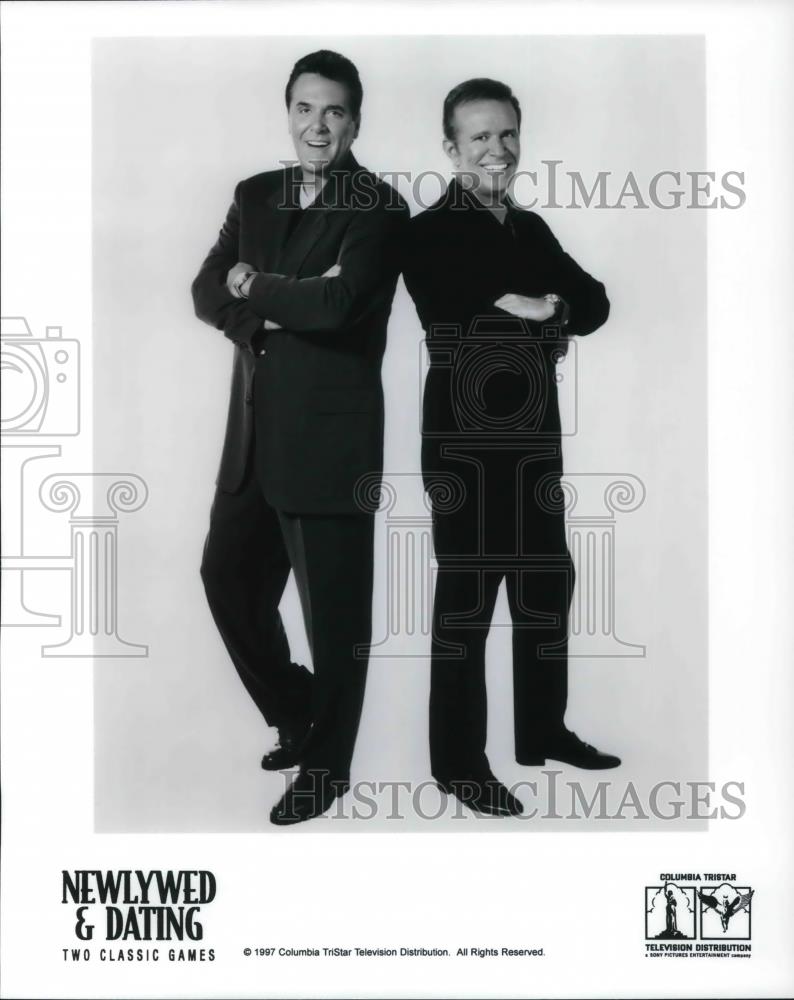 1997 Press Photo Chuck Woolery and Bob Eubanks in Newlywed &amp; Dating - cvp22042 - Historic Images