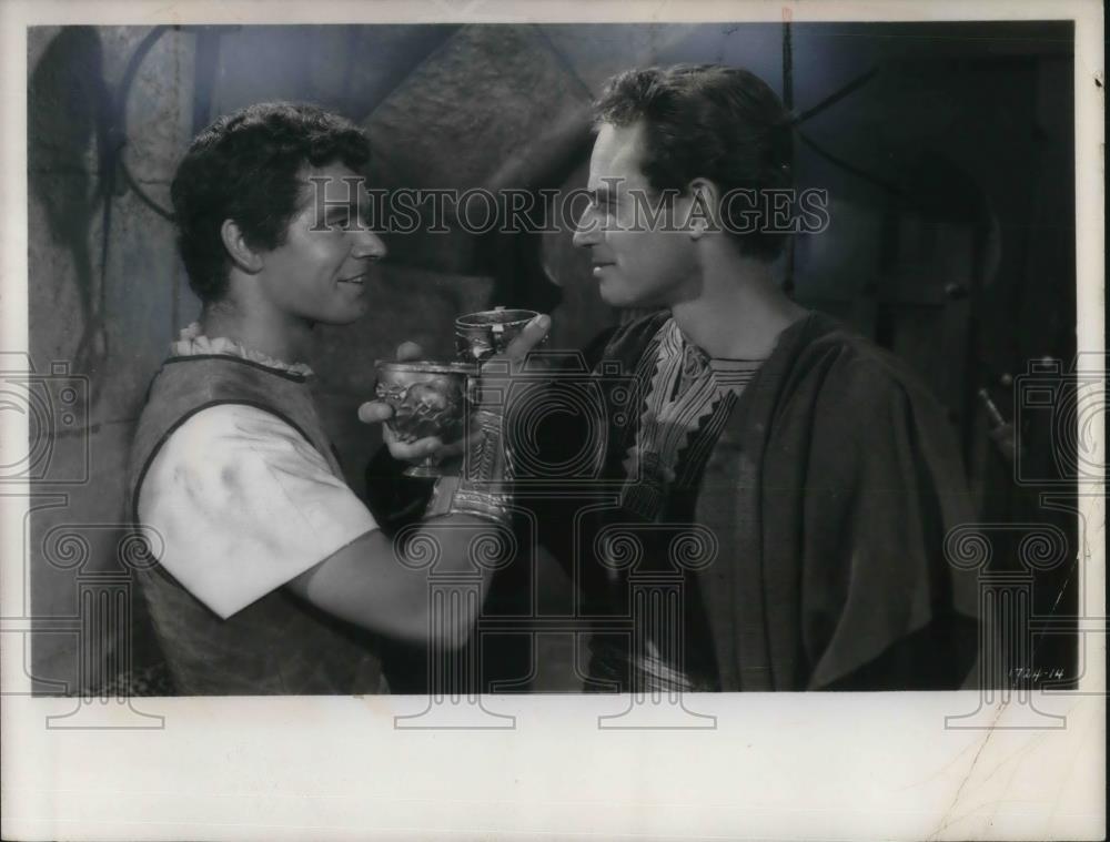 1960 Press Photo Stephen Boyd and Charlton Heston star in Ben Hur - cvp20875 - Historic Images
