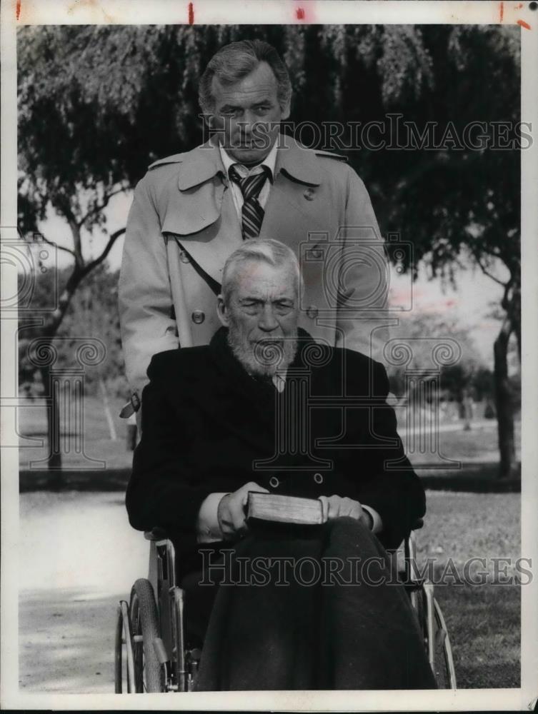 1978 Press Photo David Janssen John Huston in The Word - cvp25619 - Historic Images