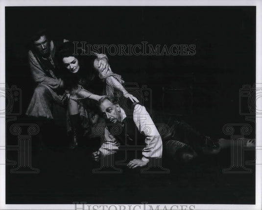 1968 Press Photo George Wallace Maura K. Wedge in Man of La Mancha - cvp23135 - Historic Images