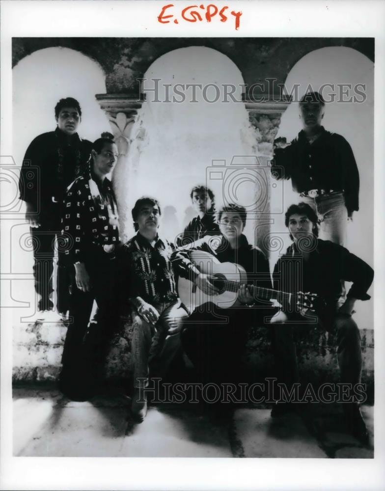 1996 Press Photo Gipsy Kings - cvp25737 - Historic Images