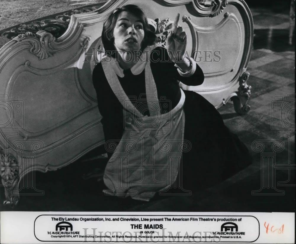 1975 Press Photo Glenda Jackson in The Maids - cvp24920 - Historic Images