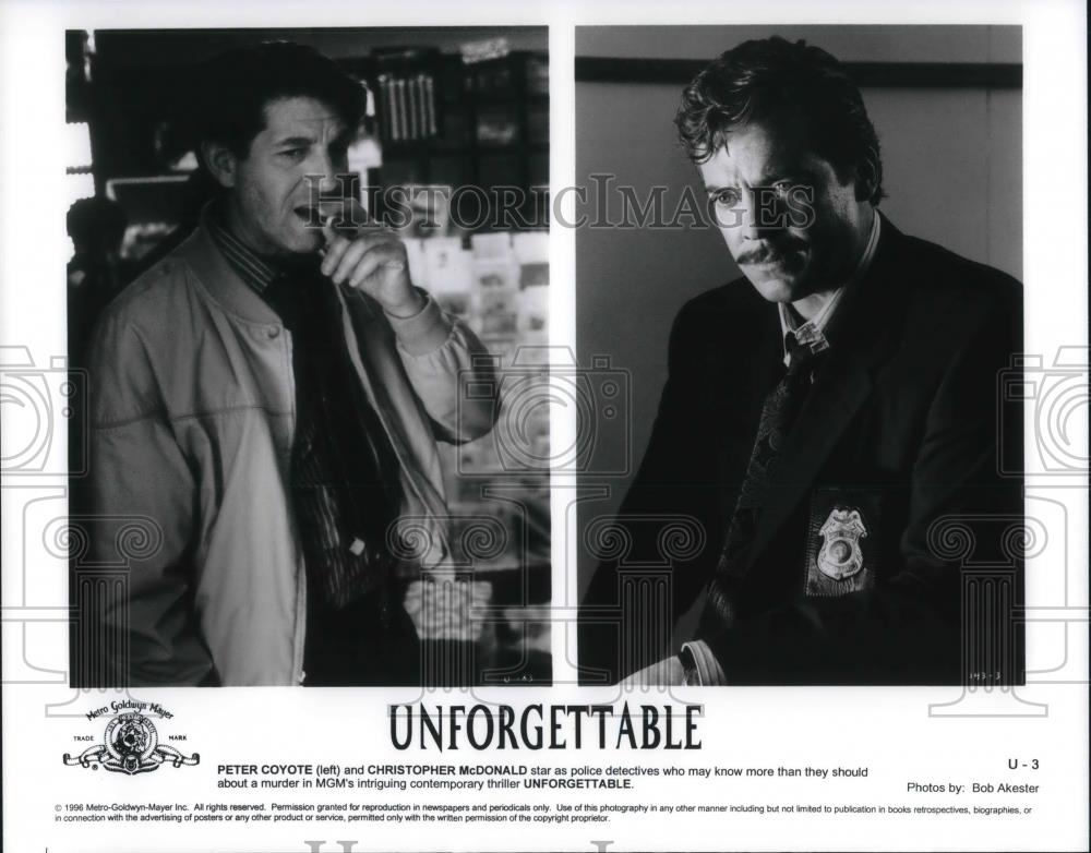 1996 Press Photo Peter Coyote and Christopher McDonald in Unforgettable - Historic Images