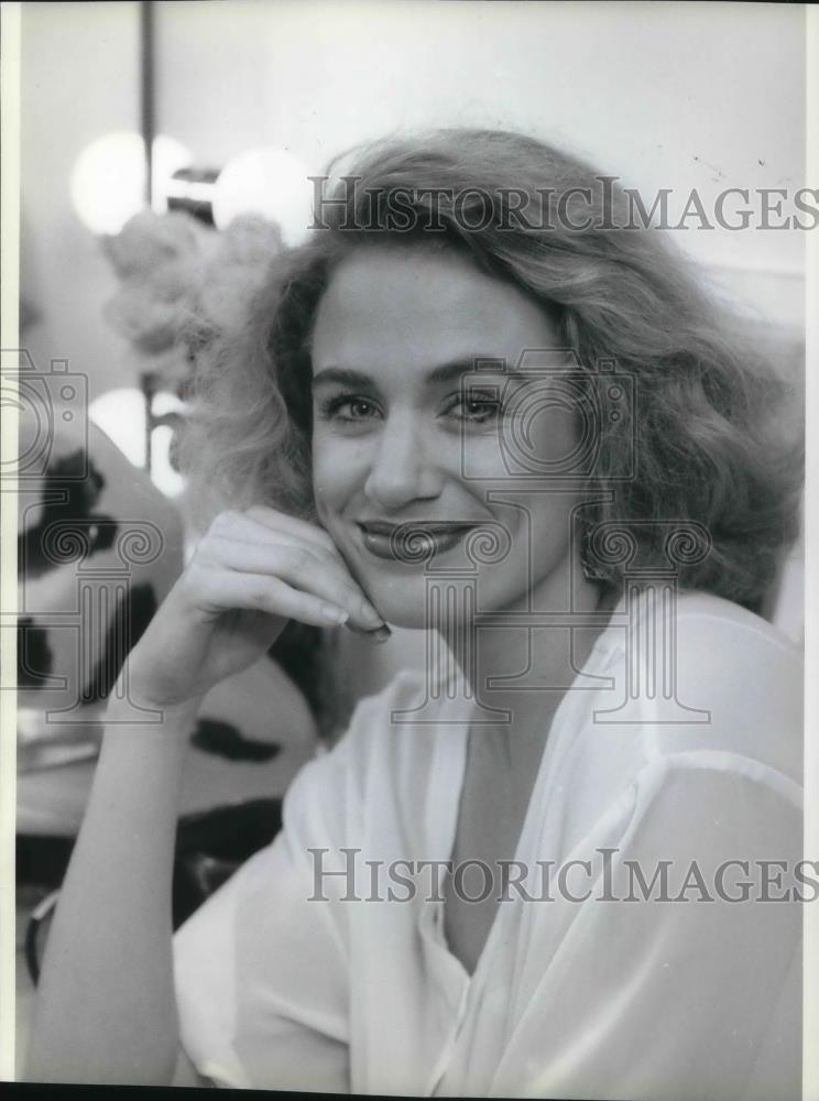 1991 Press Photo Cady Huffman stars in The Will Rogers Follies New York - Historic Images