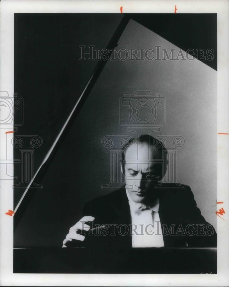 1977 Press Photo Lorin Hollander American Classical Concert Pianist - cvp24426 - Historic Images