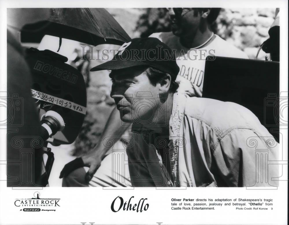 Press Photo Oliver Parker as he directs Othello - cvp22559 - Historic Images