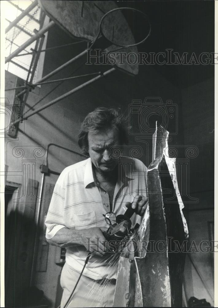1990 Press Photo French Sculptor Jeanfo - cvp26426 - Historic Images