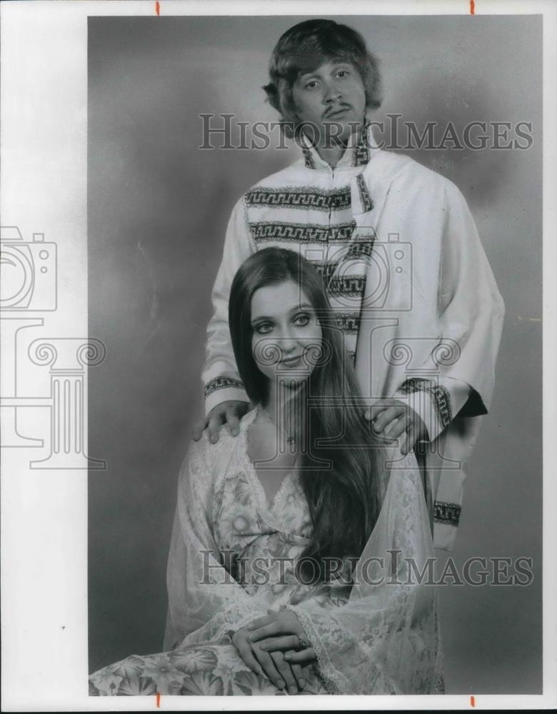 1975 Press Photo Bill Howell wife Theresa Piteo in A Little Night Music - Historic Images