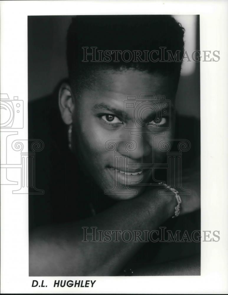 1995 Press Photo D.L. Hughley American Actor Political Commentator Comedian - Historic Images