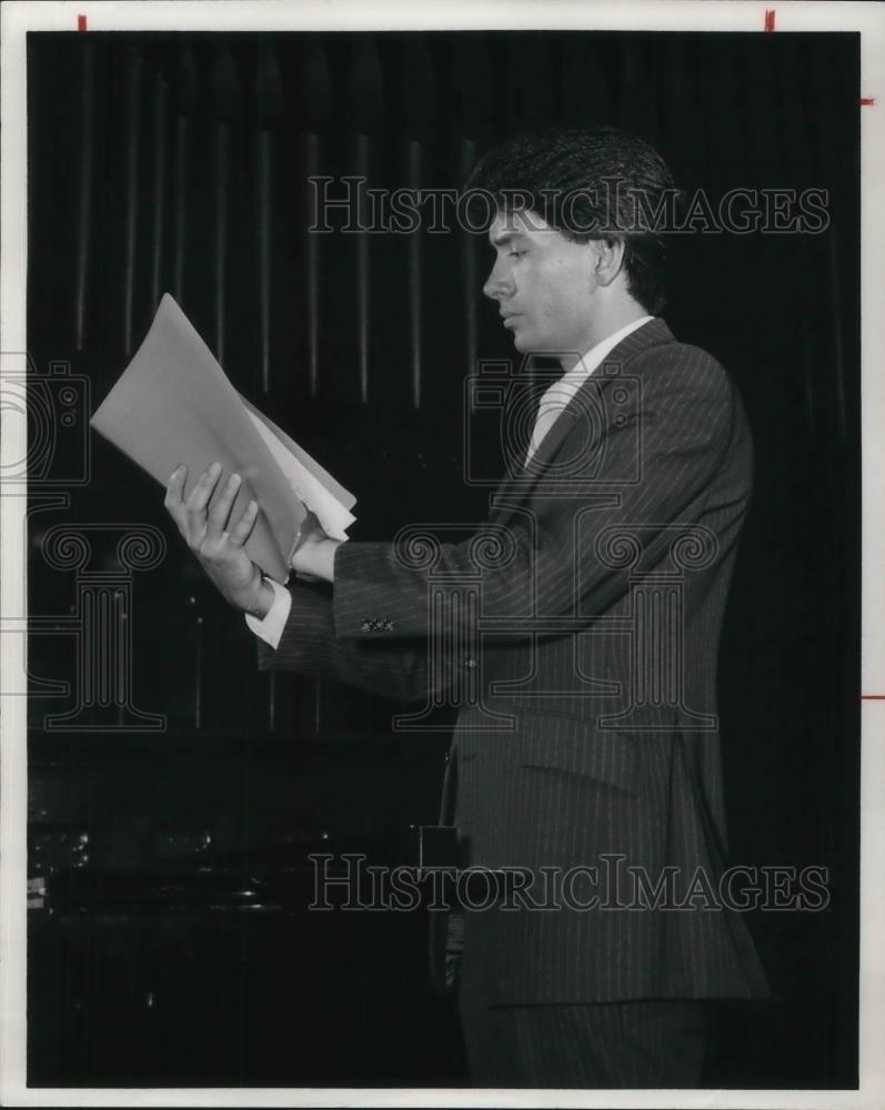 1980 Press Photo Kevin Husar Operatic Baritone stars in Dichterliebe Opera - Historic Images