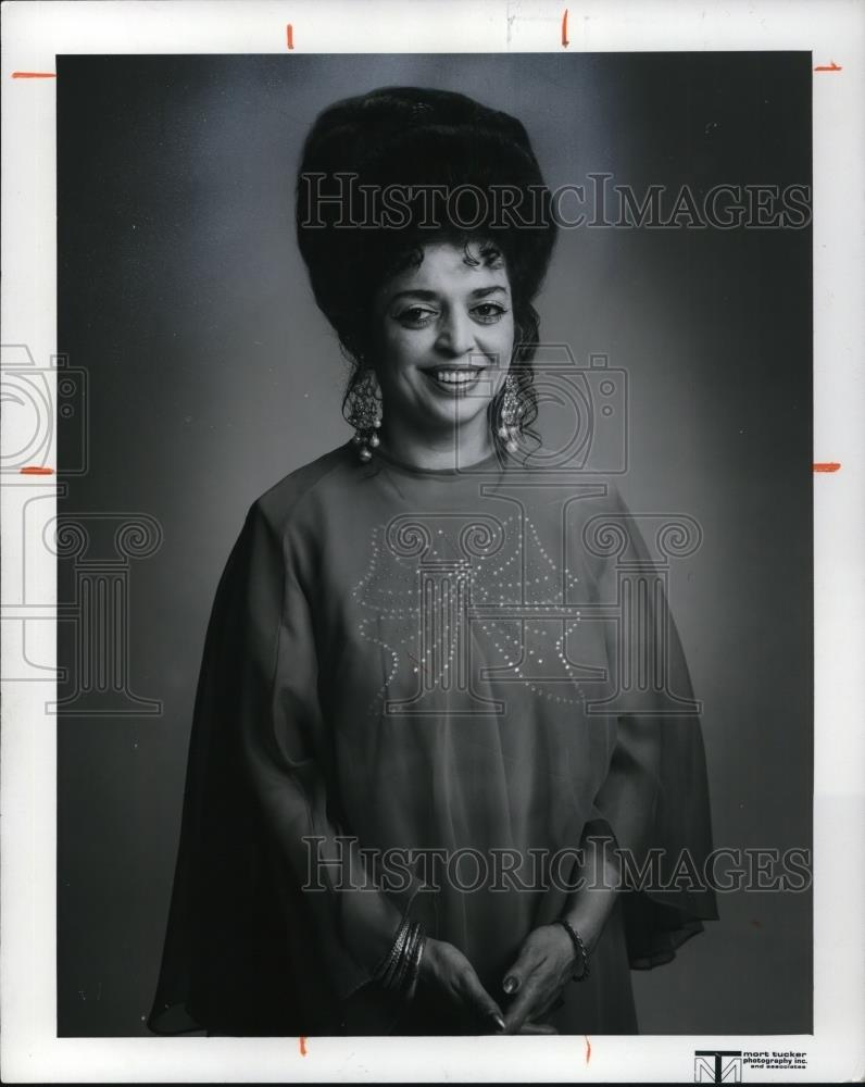 1976 Press Photo Corrine Khouro Soprano Soloist - cvp27245 - Historic Images