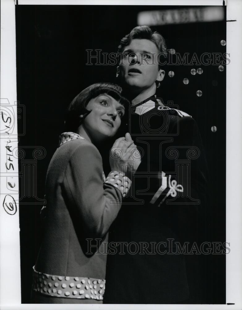 1990 Press Photo Charlotte Moore and Brian Hill in "Numph Errant" - cvp27065 - Historic Images