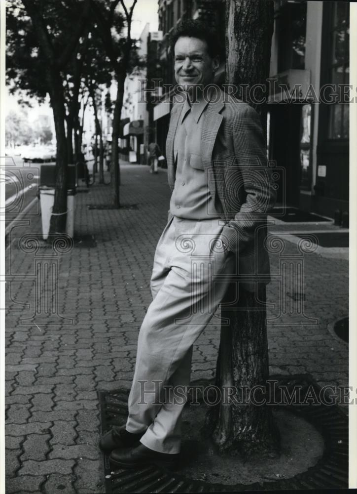 1993 Press Photo Charles Kimbrough In Latin Life - cvp27240 - Historic Images