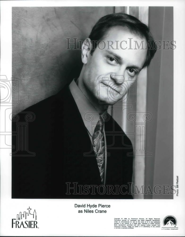1995 Press Photo David Hyde Pierce in Frasier - cvp20555 - Historic Images