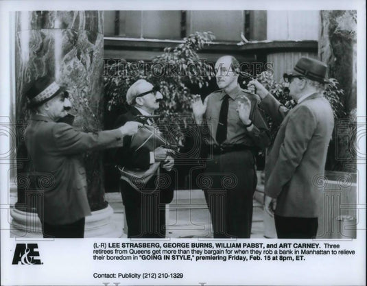 Press Photo Lee Strassberg George Burns William Pabst Art Carney Going in Style - Historic Images