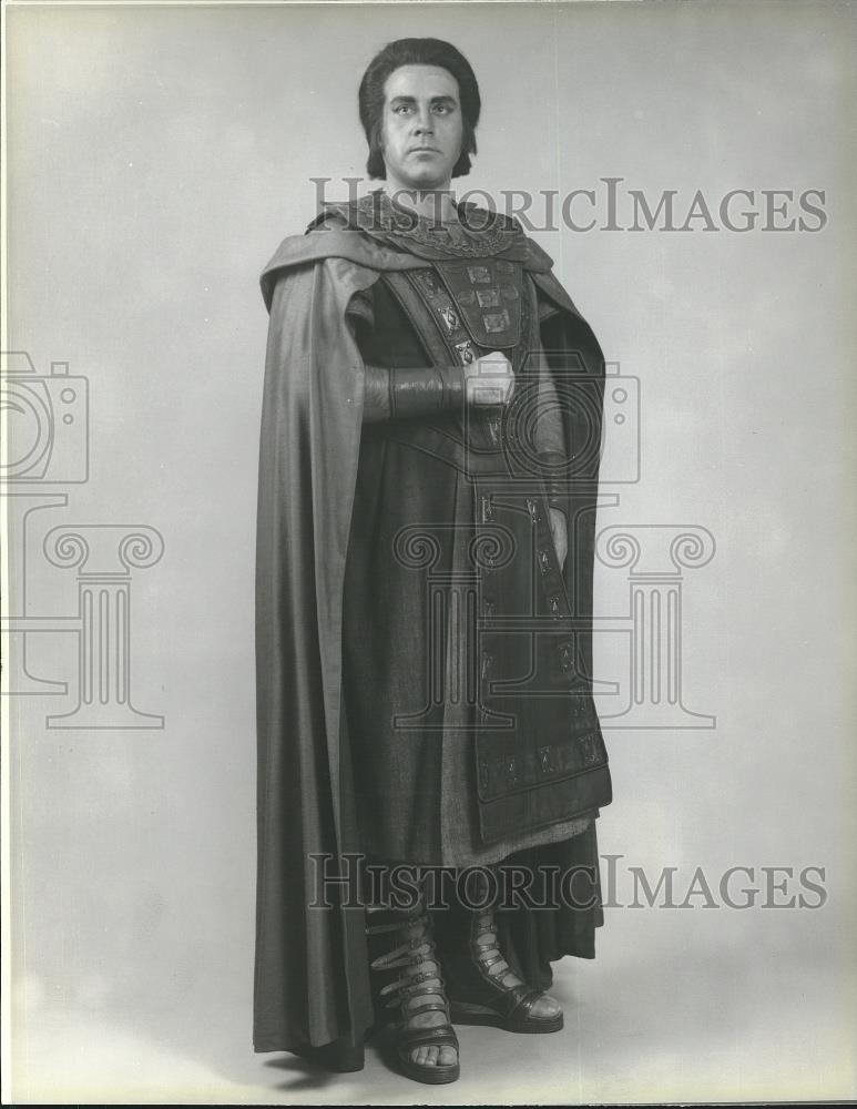 1980 Press Photo Giorgio Laberti in Aida - cvp26506 - Historic Images