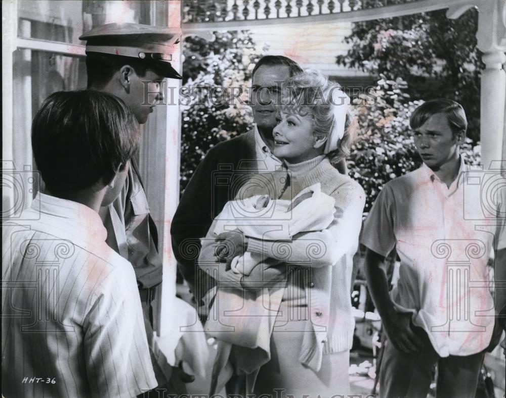 1968 Press Photo Lucille Ball & Henry Fonda Your, Mine & Ours - cvp27729 - Historic Images