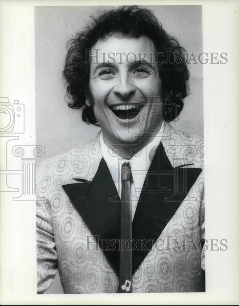 1983 Press Photo Neal Jacobs Musician at John Q&#39;s - cvp20967 - Historic Images