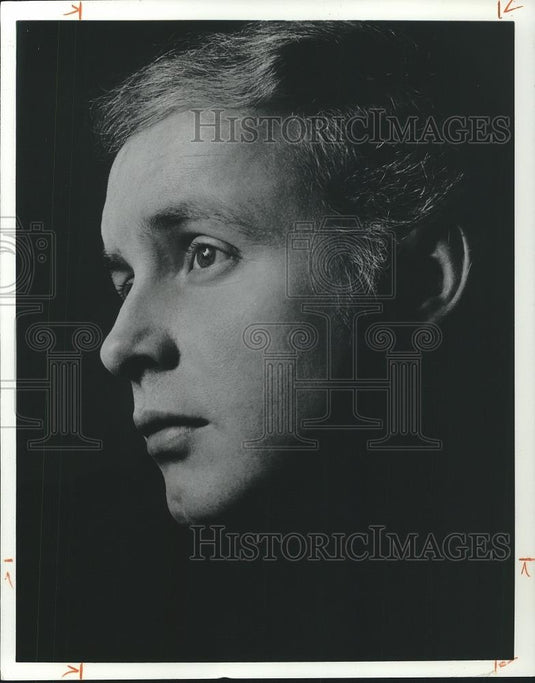1974 Press Photo Robert Johnson Tenor - cvp26192 - Historic Images