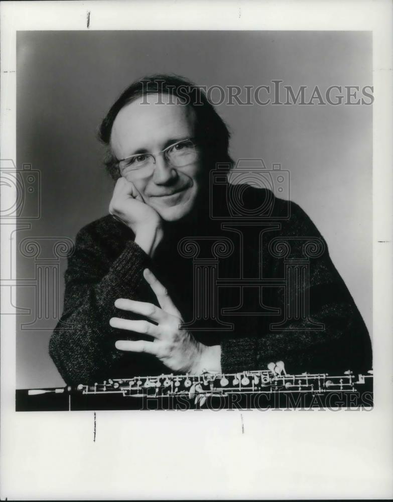 1992 Press Photo Swiss oboist, composer and conductor. - cvp24198 - Historic Images