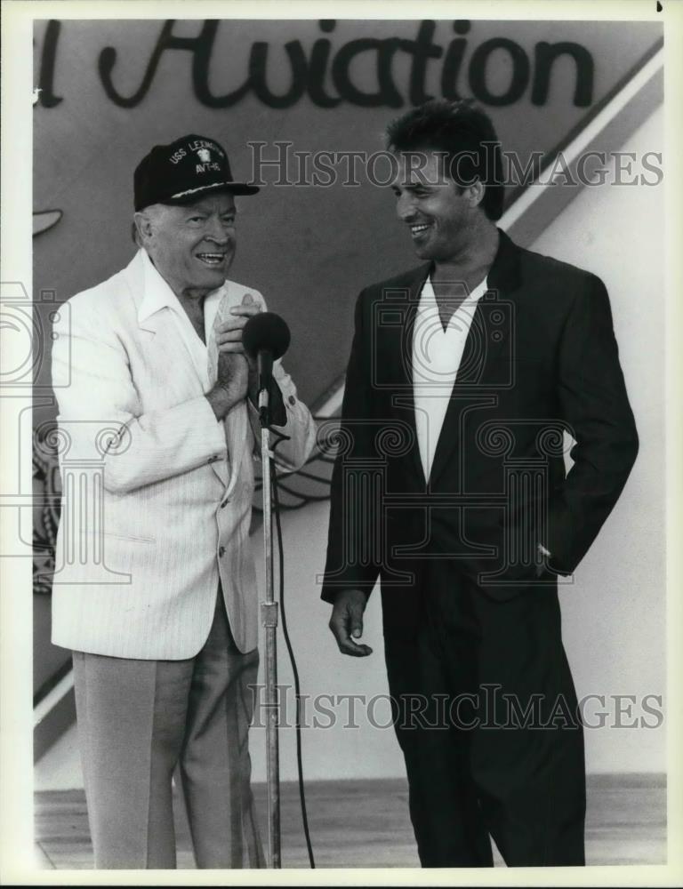1986 Press Photo Don Johnson With Bob Hope - cvp25526 - Historic Images