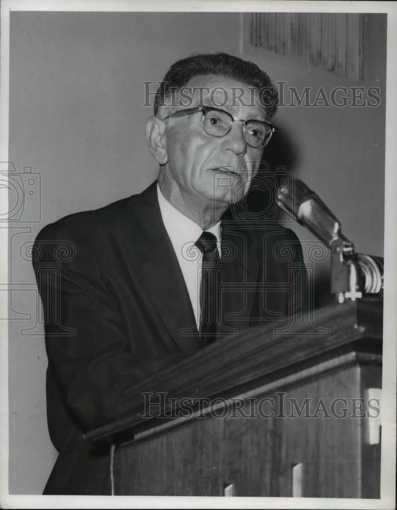 1962 Press Photo Dr. Maiquifio - Historic Images